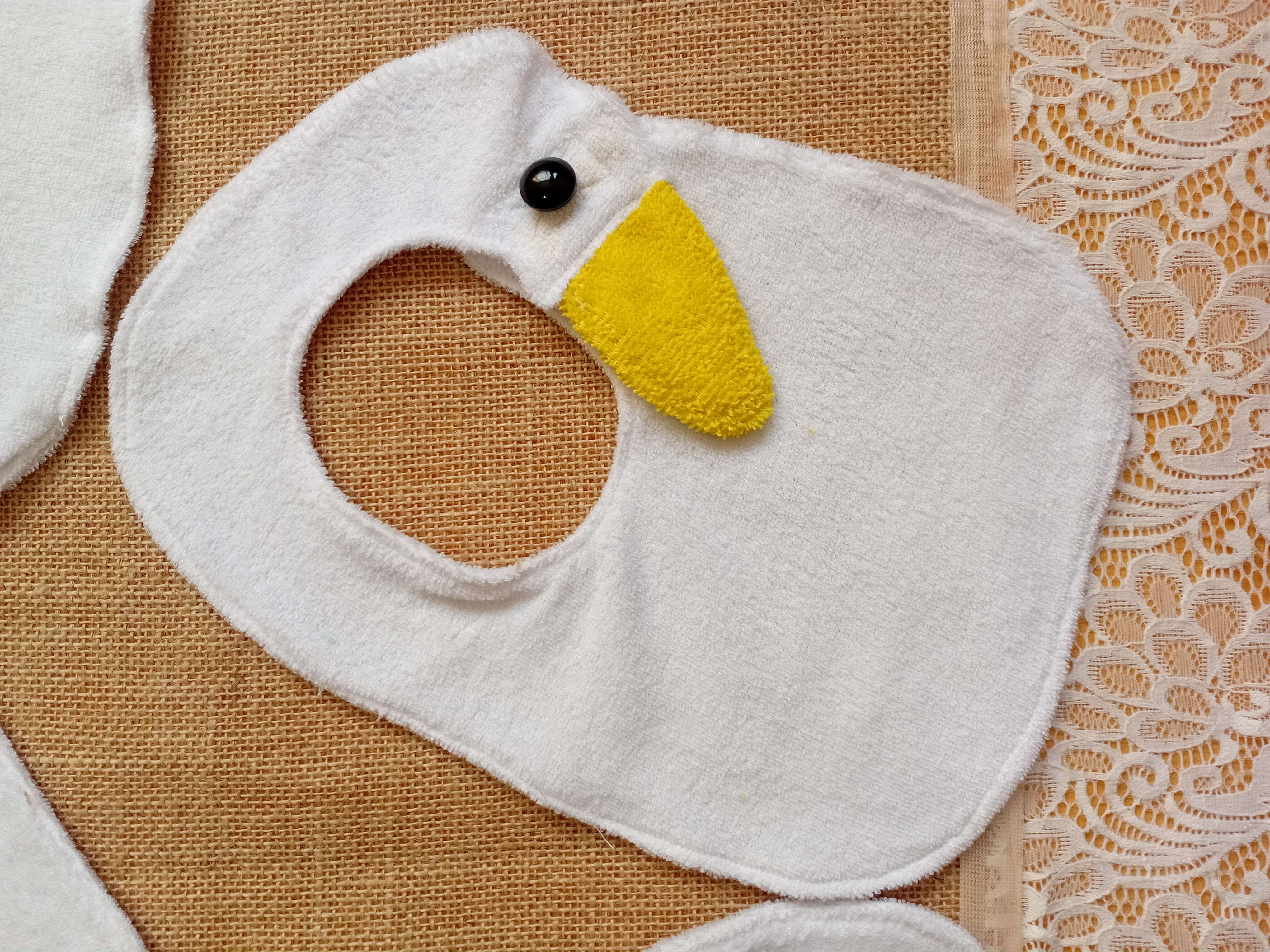 پیشبند اردکی نوک طلا حوله ای